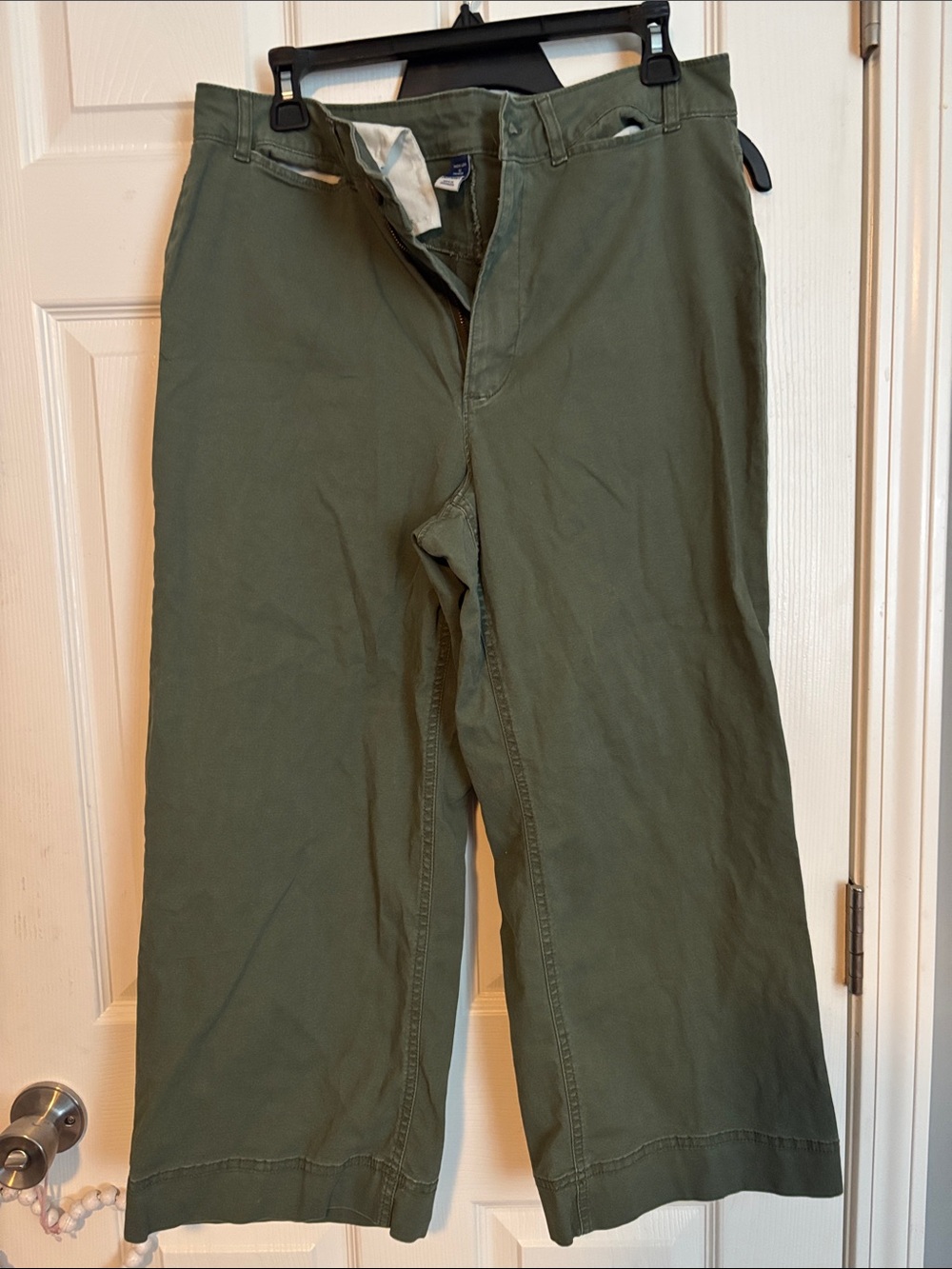 Old Navy Olive Green Cropped Wide-Leg Pants